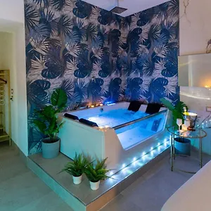 Mazzini Luxury Jacuzzy Catane